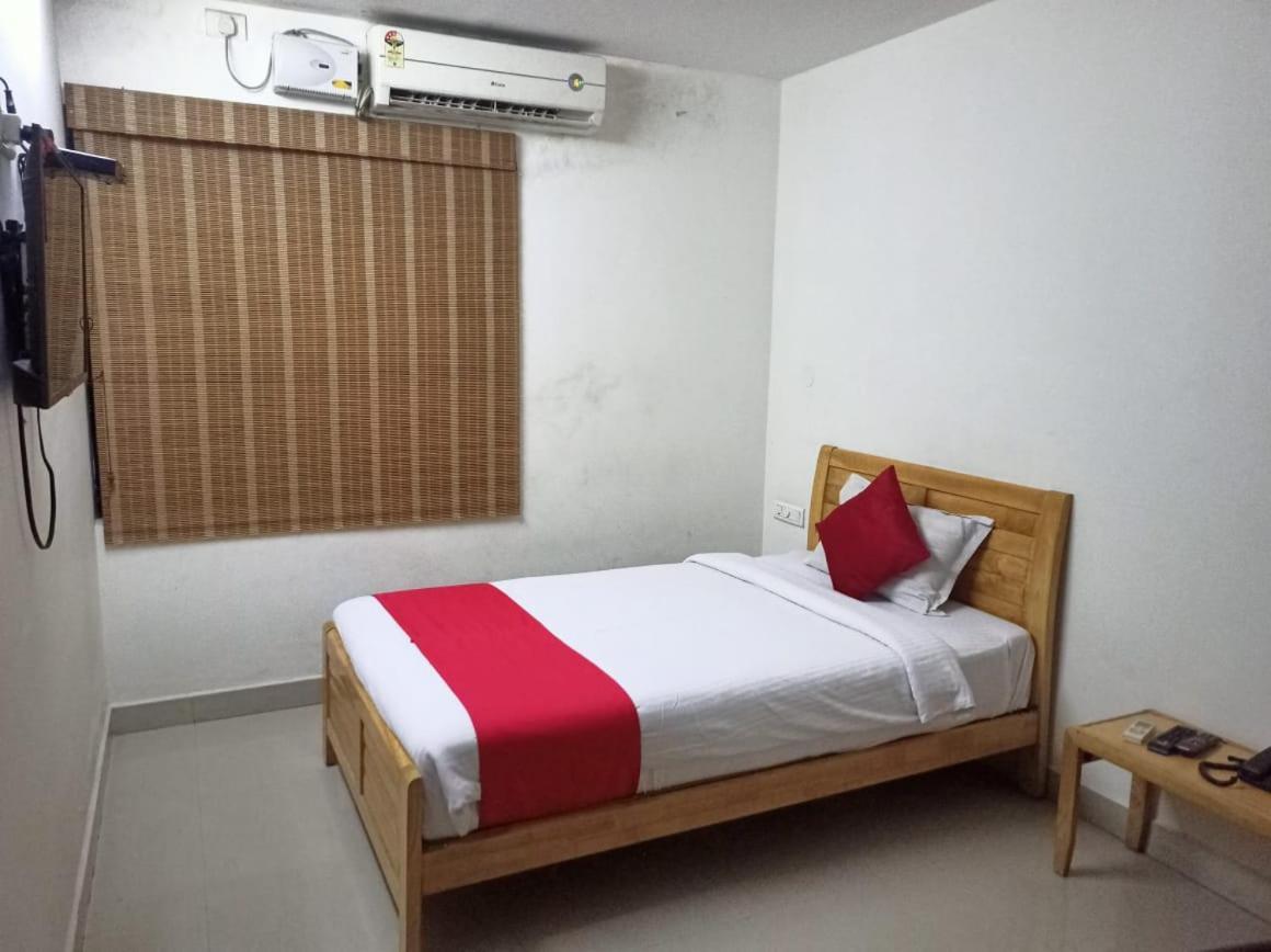 Hotel Tri-Star Residency Kochi Eksteriør billede