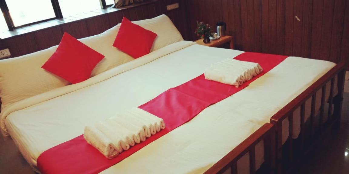 Hotel Tri-Star Residency Kochi Eksteriør billede